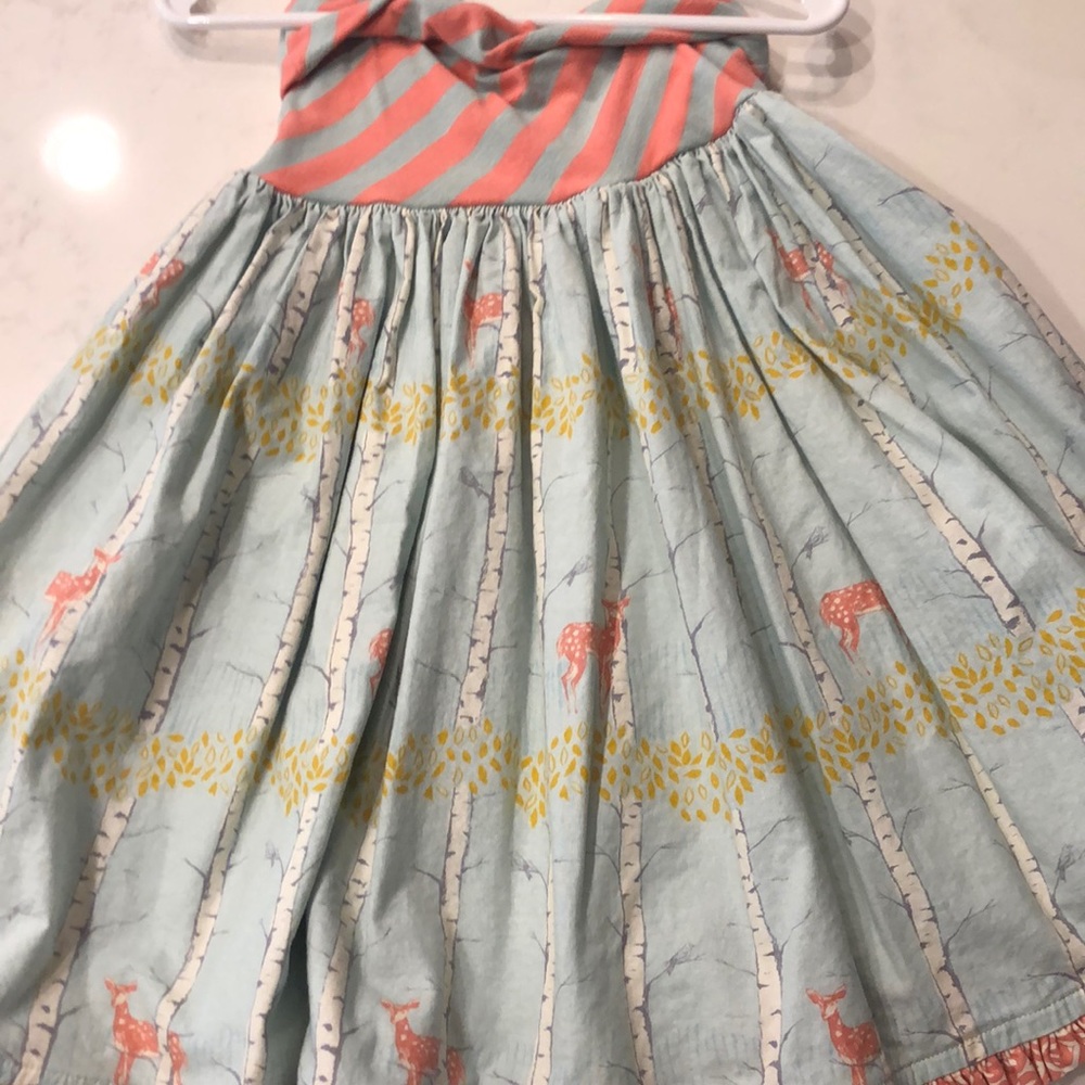 Persnickety skirt deers and trees